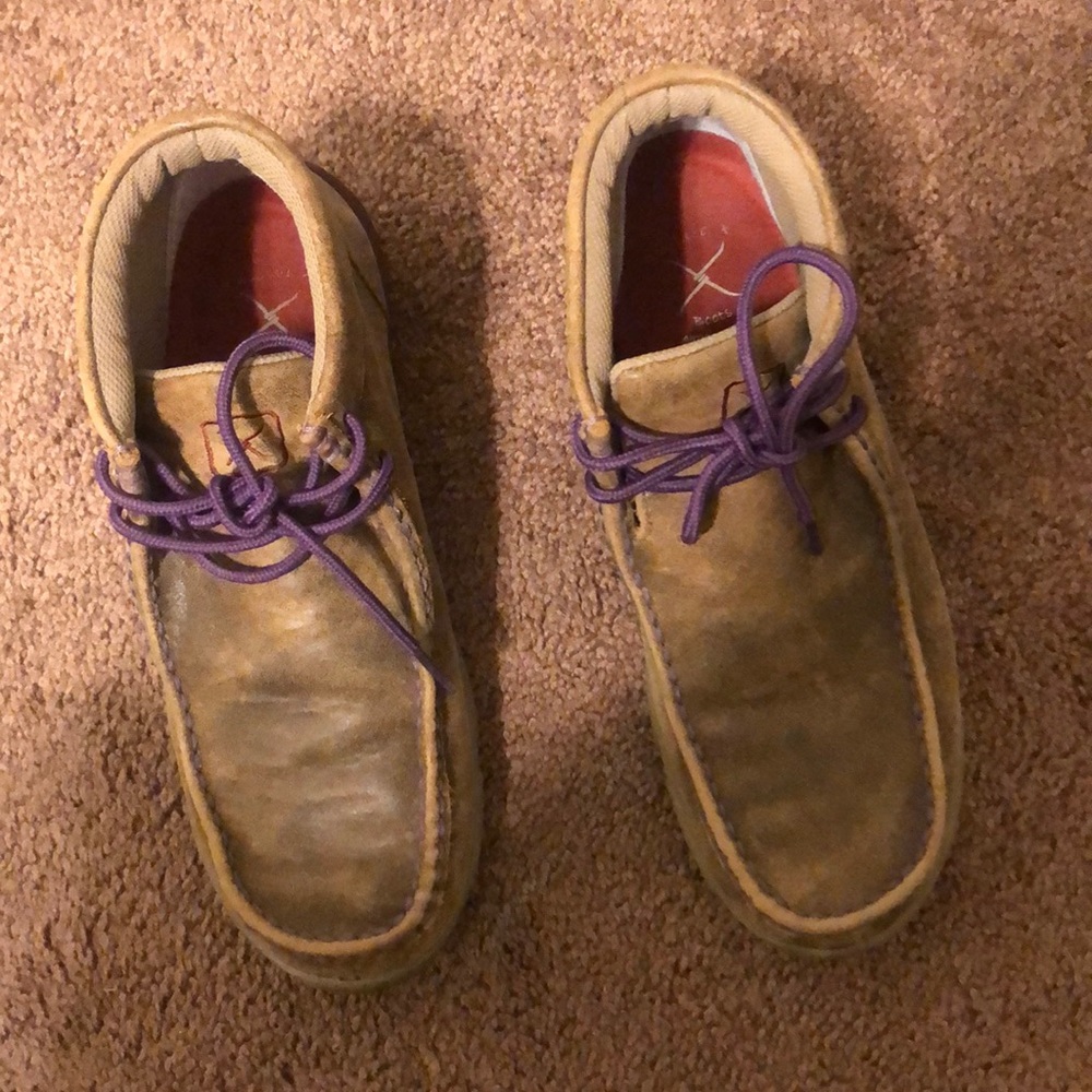Women’s twisted x’s